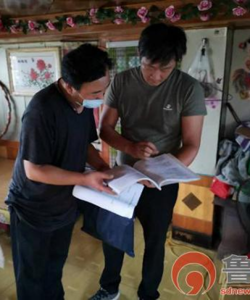 东方最新新闻头条——成都兴龙交通设施厂创新成果引领行业新风向：东方最新新闻头条直播
