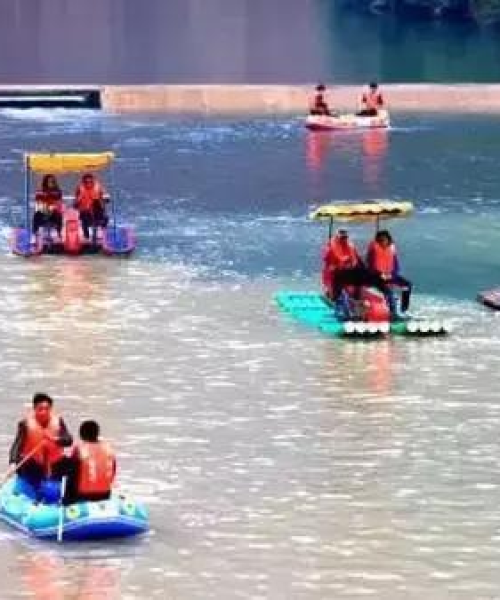 太阳能停车场，绿色能源设计趋势引领未来停车体验创新
